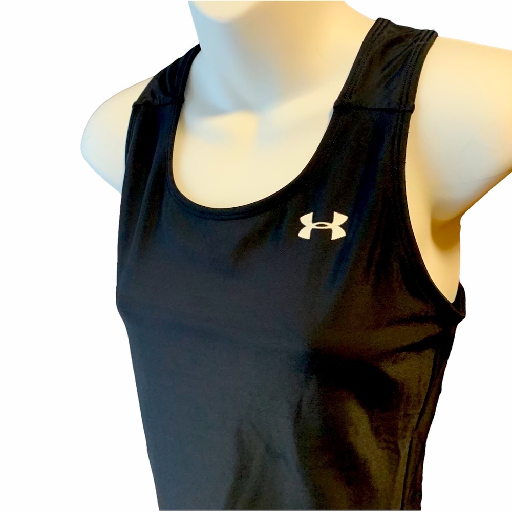 Under ARMOUR RACER TANK WITH SCOOP NECK IN BLACK SIDE SIZE MEDIUM